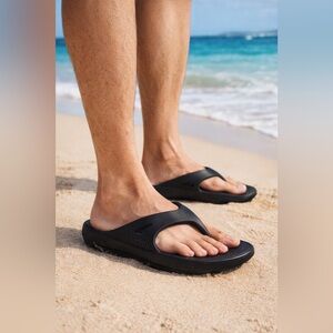 Hurley Mens Black Injection size 9 Lightweight Comfort Sandals Beach .Box C